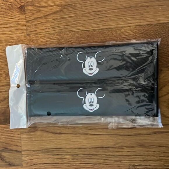 Disney Mickey Mouse car seat belt covers set of 2 NWT - Picture 1 of 9